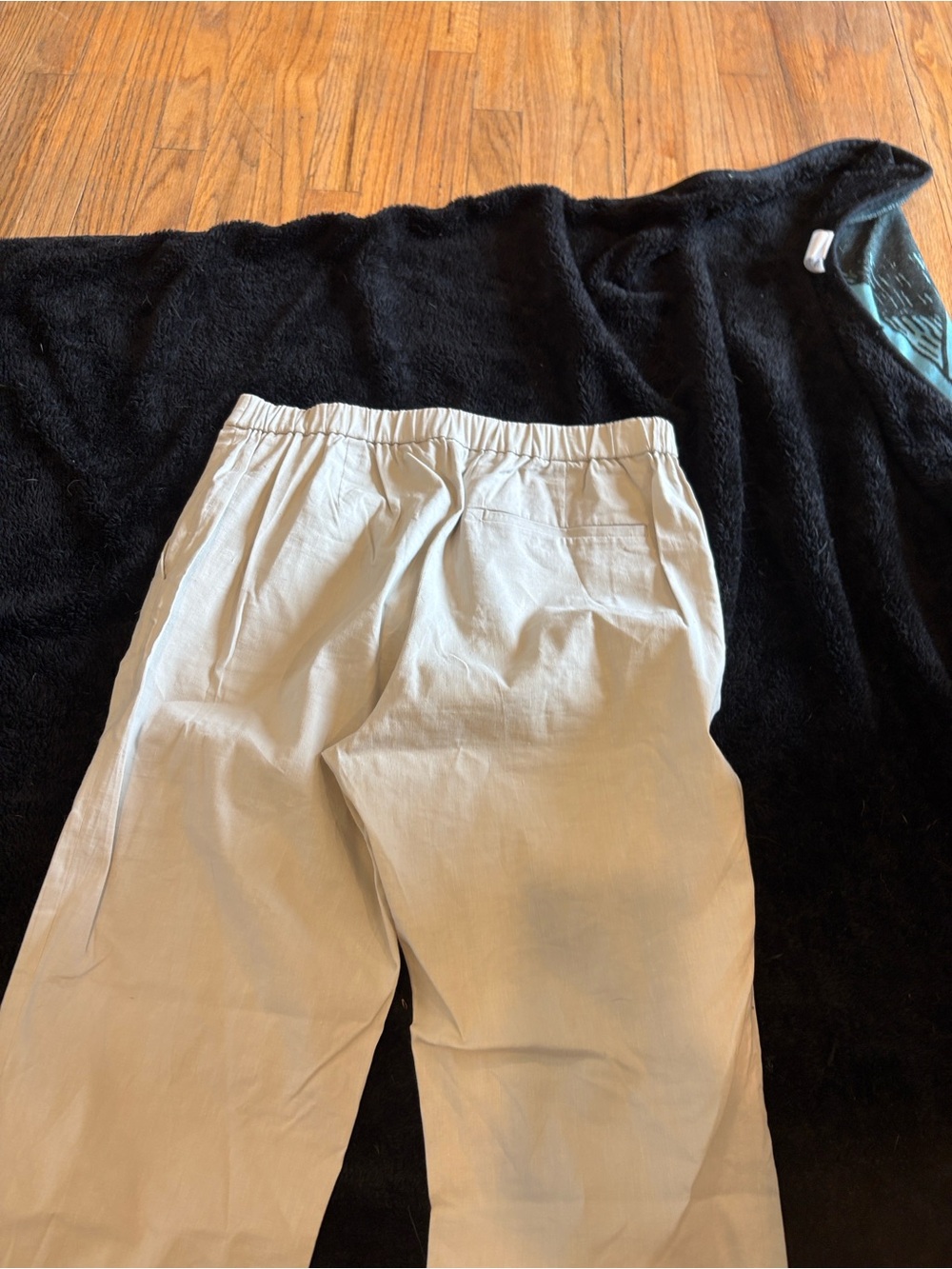 Theory Men's Light Beige Straight-Leg Chinos - Picture 3 of 3